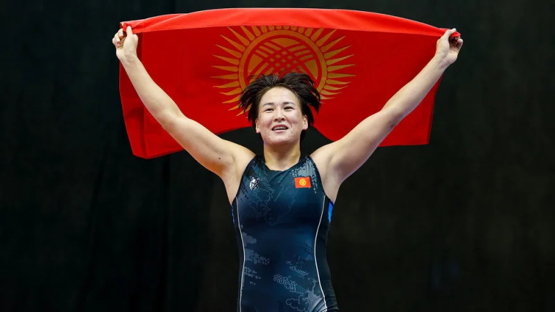 Сербияда өткөн жаштар арасындагы дүйнөлүк чемпионатта жеңүүчү болгон спортчуларга канча акча берилди?