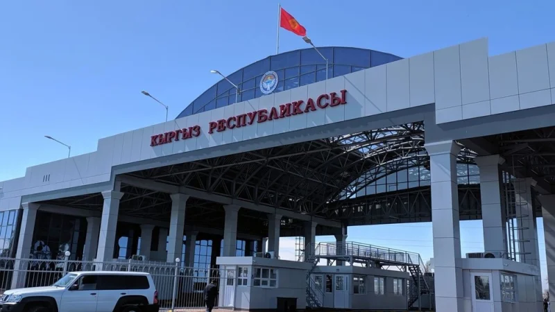 Кыргыз-казак чек арасындагы 2 өткөрмө пунктка эл аралык статус берилет. ЖК протоколду кабыл алды